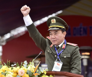 Vụ 'chuyến bay giải cứu': Cặp đôi đưa hàng triệu USD hối lộ để 'chạy án'
