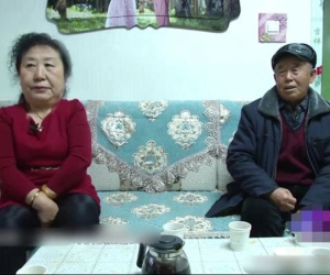 Đang hẹn hò, người phụ nữ khó chịu ra mặt khi biết lương hưu của đối phương