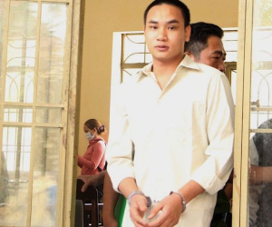 Thanh niên đâm chết hàng xóm vì được khuyên 'uống ít bia'