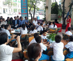 Tâm thư 'đòi tuổi thơ cho trẻ' và tờ cam kết của vị hiệu trưởng