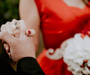 Sau ngày ra mắt, cô gái nhà giàu cưới vội bạn trai nghèo