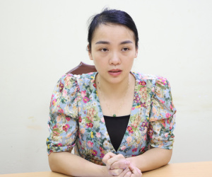 Tạm giữ nữ nhân viên văn phòng cướp tiền của người bán xăng