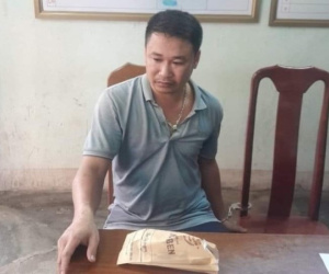 Vợ bỏ về nhà ngoại, thầy giáo mang dao tới nhà đoạt mạng bố vợ