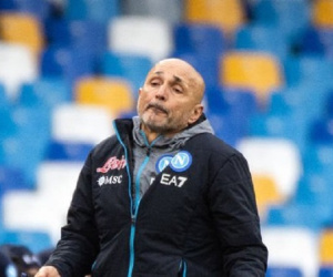 Napoli liên tiếp mất điểm, cuộc đua vô địch Serie A nóng trở lại
