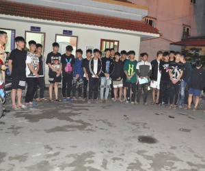 Công an Hải Dương tóm gọn gần 100 quái xế trong đêm