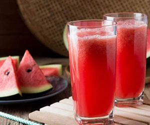 Loại quả quen thuộc là 'thuốc' chống nắng, chống nhăn, làm đẹp da vào mùa hè