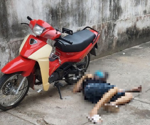 Người đàn ông tử vong bất thường khi đang chạy xe máy trong hẻm