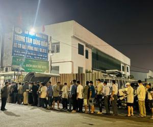 Xếp hàng từ tháng 4, đến giữa tháng 6 mới tới lượt đăng kiểm ở Đồng Nai