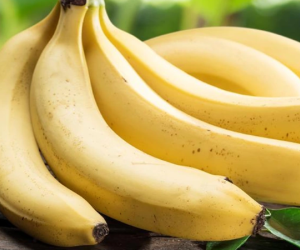 Đau dạ dày có được ăn đu đủ, chuối tiêu?