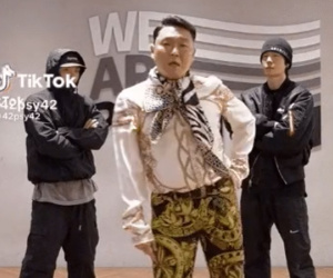 Chủ nhân hit Gangnam Style gây sốt khi nhảy See Tình, Hoàng Thùy Linh cũng phải lên tiếng