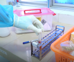 Bản tin Covid-19 ngày 21/4: Hơn 2.000 ca mắc mới, 120 ca phải thở ôxy