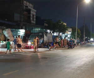 Đi làm về, vợ bàng hoàng phát hiện chồng treo cổ trong căn nhà mới mua