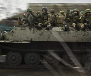 Nghị sĩ Ukraine thừa nhận cuộc phản công bị trì hoãn vô thời hạn