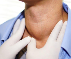 10 dấu hiệu cảnh báo tuyến giáp có vấn đề