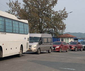 Tạm dừng vận chuyển ô tô con, xe tải ra đảo Cát Bà dịp nghỉ lễ 30/4 - 1/5