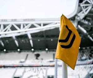Vừa tạm thoát ‘án’, Juventus lại đối diện với các án phạt khác treo lơ lửng