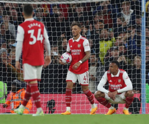 Thua 'chung kết sớm' với Man City 1-4, Arsenal mong manh giấc mơ vô địch