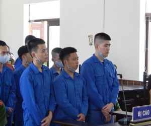 Xét xử nhóm thiếu niên giết người sau hơn 1 năm gây án