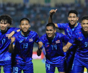 Báo Thái ‘chê’ U22 Việt Nam mất cân bằng đội hình
