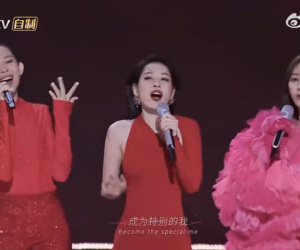 Hòa giọng cùng dàn sao trên show Trung Quốc, Chi Pu được xếp đứng giữa như 'visual center', khán giả Việt khen nức nở nhưng không quên một điều