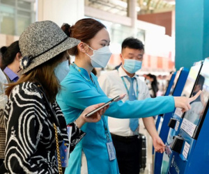 Cục Hàng không nói gì về giá vé máy bay tăng cao?