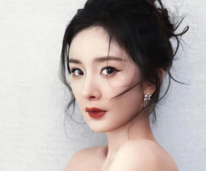 Dương Mịch bất ngờ chúc Lưu Khải Uy sớm tìm được tình yêu mới, mong ước đối với con gái gây xúc động