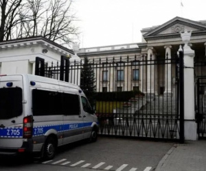 Căng thẳng gia tăng sau khi Ba Lan tịch thu cơ sở giáo dục của Nga ở Warsaw