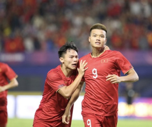 Video: Chiêm ngưỡng siêu phẩm đánh đầu 'mở tài khoản' cho U22 Việt Nam tại SEA Games 32