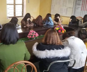 Nhân viên quán karaoke bán ma túy cho khách hát