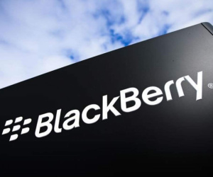 BlackBerry xem xét tiếp tục chia nhỏ công ty