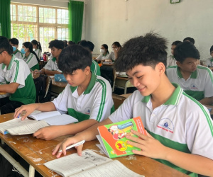 Gần 20.000 học sinh lớp 9 ở Bình Dương kiểm tra lại môn toán vì lộ đề