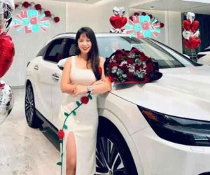 Thái độ gây ngỡ ngàng của bà Đào Lan Hương giữa lúc Shark Bình đưa 2 con đi nghỉ lễ cùng Phương Oanh
