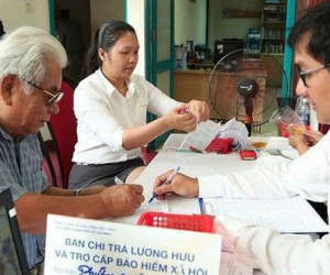 Vì sao hưởng tới 75% mức đóng, lương hưu của người lao động vẫn thấp?