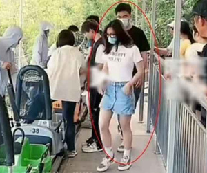 Nghỉ lễ ở nhà trông con cho chồng đi công tác, vợ xem livestream khu du lịch nổi tiếng thấy chồng đang dắt tiểu tam đi chơi