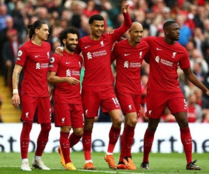 Thắng tối thiểu trước Brentford, Liverpool áp sát MU