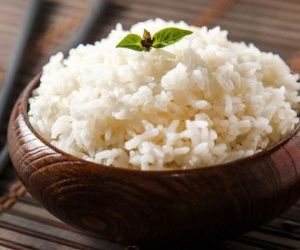 Ăn cơm nguội gây ung thư: Tin đồn hay sự thật?