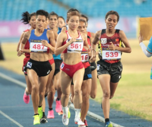 Nguyễn Thị Oanh chưa chạy 'đã muốn khóc', chuyên gia khuyên bỏ 1 chung kết SEA Games