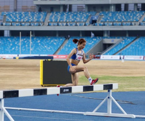 Chùm ảnh: 'Bông hồng thép' Nguyễn Thị Oanh lập kỳ tích giành 2 HCV SEA Games trong 20 phút
