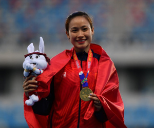 SEA Games 32 ngày 10/5: 'Cơn mưa vàng' đưa Việt Nam lên ngôi đầu