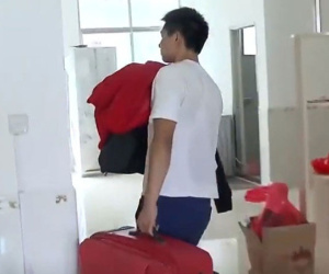 Vợ đi gặp bạn trai cũ rồi về mang thai đôi, chồng lập tức ly hôn khi xem tin nhắn của vợ với bác sĩ