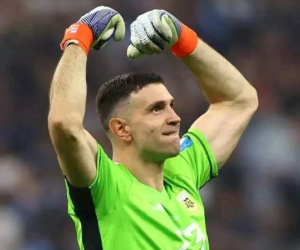 MU mua thủ thành vô địch World Cup thay De Gea