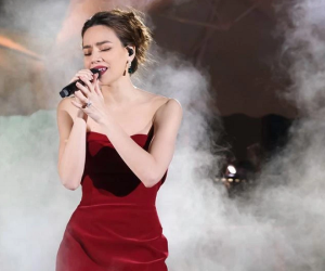 Khán giả bỏ tiền triệu mua vé xem show Hồ Ngọc Hà, chê nhiều điểm thiếu chuyên nghiệp