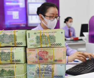 Hơn chục ngân hàng giảm lãi suất tiết kiệm trong 48h, gửi tiền đâu có lợi nhất?