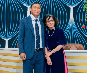 HLV Mai Đức Chung gọi cho vợ ngay sau cùng tuyển nữ Việt Nam làm nên lịch sử tại SEA Games