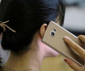 Điều gì xảy ra khi trò chuyện qua điện thoại quá 4 phút/ngày?