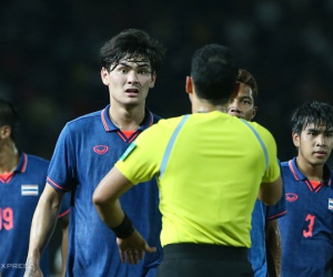 Trung vệ Khemdee của U22 Thái Lan: Sau tuyên ngôn sốc là hành vi bất thường