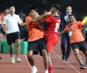 Nguồn cơn của vụ ẩu đả xấu xí giữa U22 Thái Lan và U22 Indonesia khiến trọng tài liên tiếp rút 5 thẻ đỏ