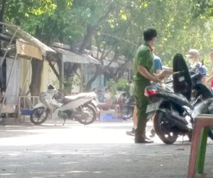 Người phụ nữ rơi từ tầng 12 chung cư tử vong