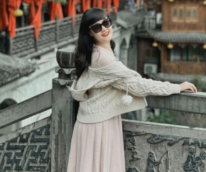Bị coi là 'Người đàn bà xấu nhất Việt Nam', Táo bà Vân Dung ngoài đời U50 vẫn trẻ xinh, da trắng muốt