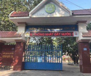 Một học sinh lớp 10 bị đâm khi đang trên đường đi học về